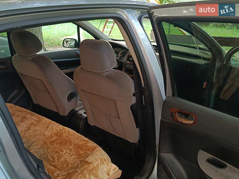 Хэтчбек Peugeot 307 2002 в Виннице