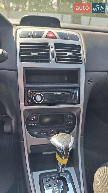 Універсал Peugeot 307 2004 в Києві фото 14 Універсал Peugeot 307 2004 в Києві