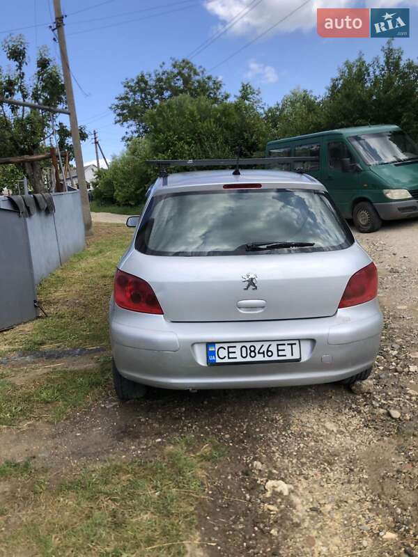 Хетчбек Peugeot 307 2002 в Чернівцях