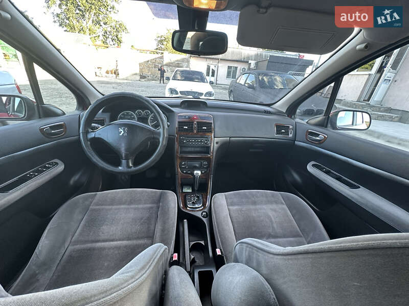 Хэтчбек Peugeot 307 2004 в Гребенке