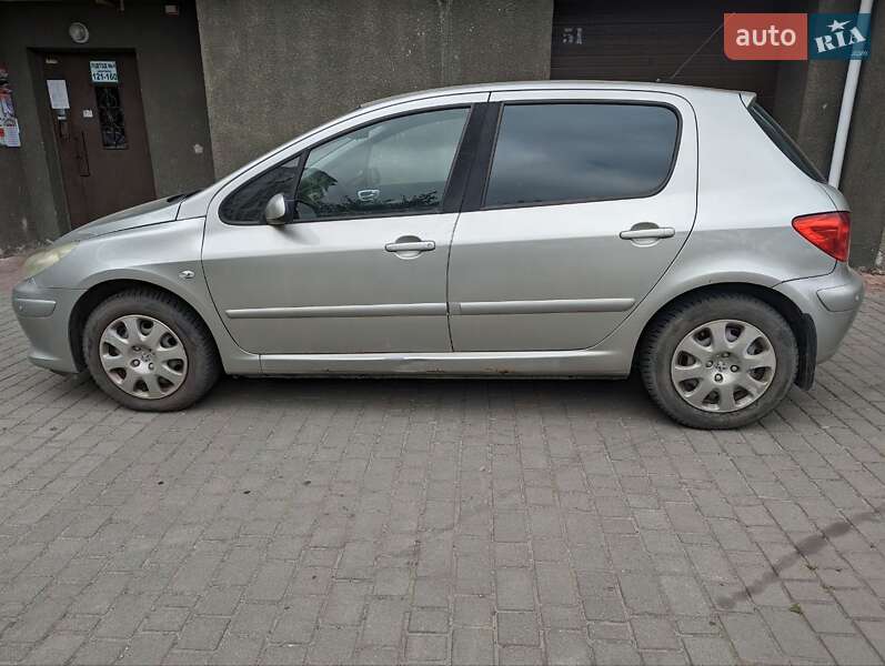 Хэтчбек Peugeot 307 2006 в Ивано-Франковске