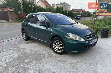 Хэтчбек Peugeot 307 2002 в Софиевской Борщаговке