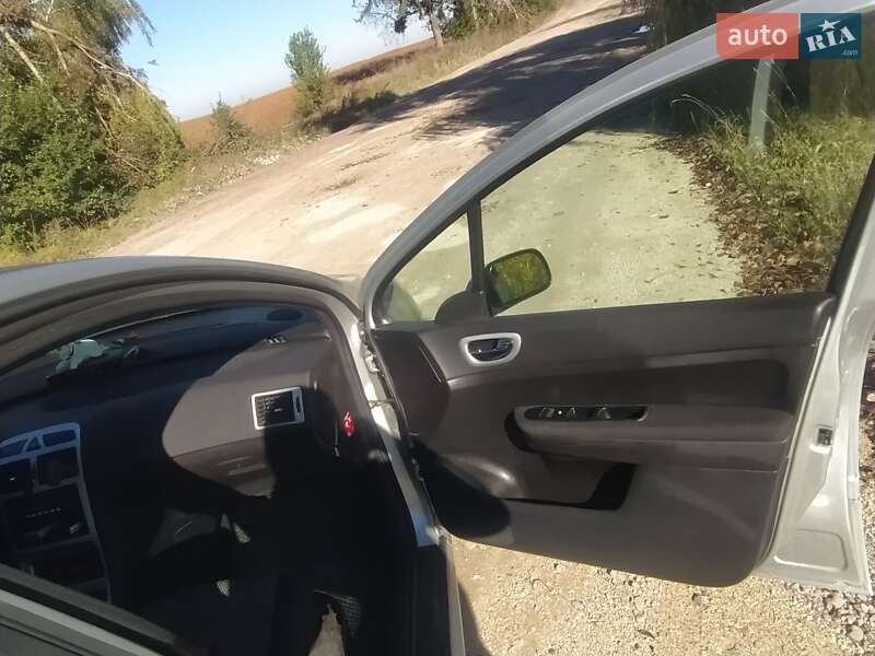 Универсал Peugeot 307 2007 в Бродах фото 10 Универсал Peugeot 307 2007 в Бродах