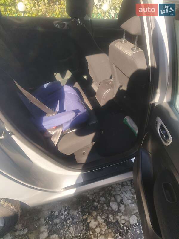 Универсал Peugeot 307 2007 в Бродах фото 21 Универсал Peugeot 307 2007 в Бродах