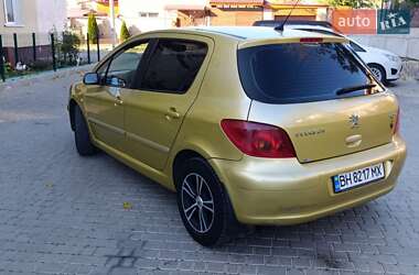 Хэтчбек Peugeot 307 2003 в  фото 4 Хэтчбек Peugeot 307 2003 в