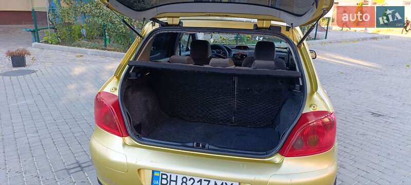 Хетчбек Peugeot 307 2003 в Одесі