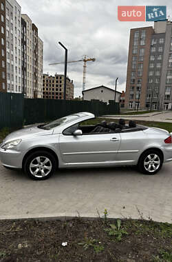 Кабриолет Peugeot 307 2004 в  фото 4 Кабриолет Peugeot 307 2004 в
