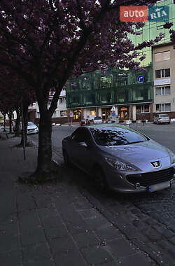 Кабриолет Peugeot 307 2005 в Львове Кабриолет Peugeot 307 2005 в Львове