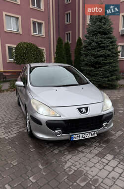 Седан Peugeot 307 2006 в Сумах