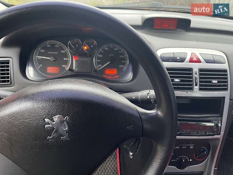 Хетчбек Peugeot 307 2004 в Полтаві