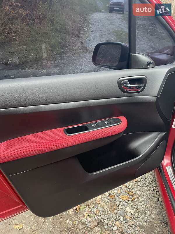 Хетчбек Peugeot 307 2004 в Полтаві