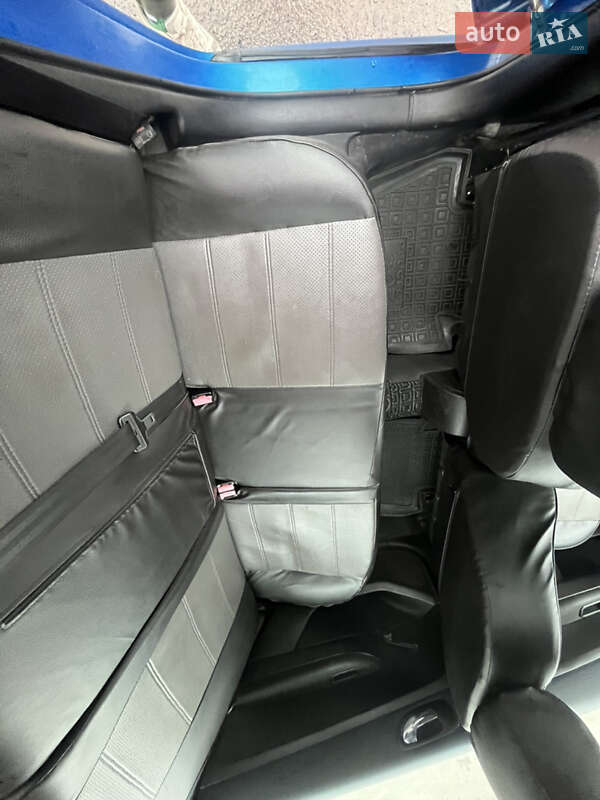 Хетчбек Peugeot 307 2003 в Полтаві