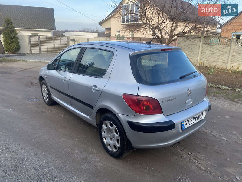 Хэтчбек Peugeot 307 2004 в Харькове