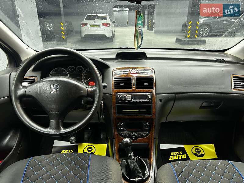 Хетчбек Peugeot 307 2002 в Чернівцях фото 9 Хетчбек Peugeot 307 2002 в Чернівцях