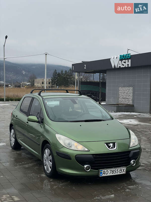 Хэтчбек Peugeot 307 2006 в Виноградове