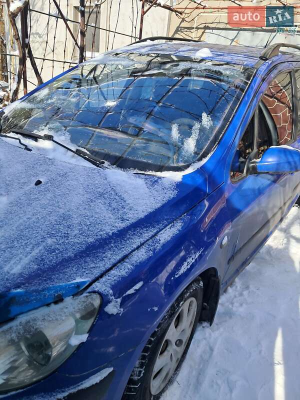 Универсал Peugeot 307 2003 в Боярке