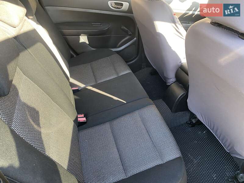 Универсал Peugeot 307 2007 в Калуше