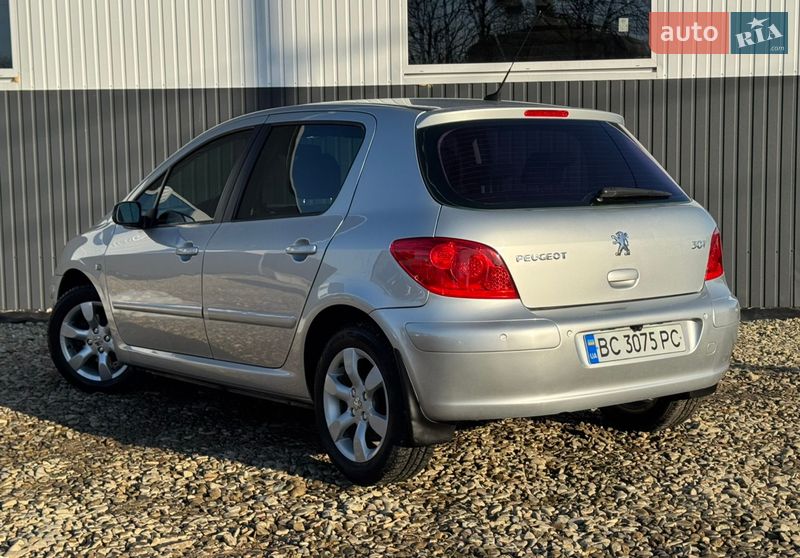 Хэтчбек Peugeot 307 2006 в Стрые
