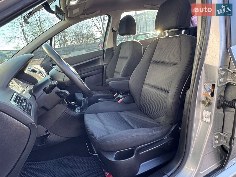 Хэтчбек Peugeot 307 2006 в Стрые