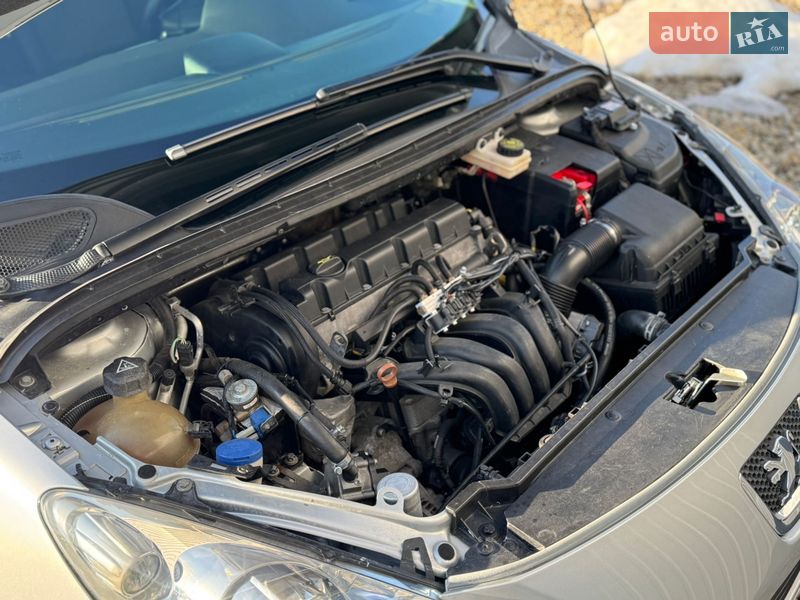 Хэтчбек Peugeot 307 2006 в Стрые