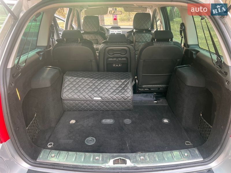 Универсал Peugeot 307 2006 в Великих Мостах