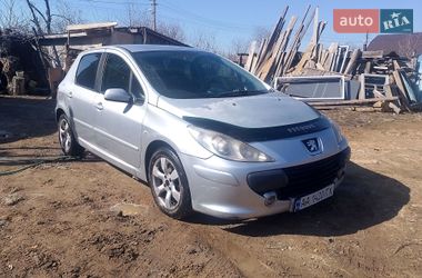Хэтчбек Peugeot 307 2006 в Киеве
