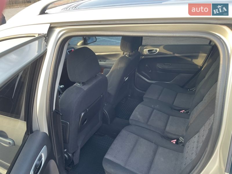Универсал Peugeot 307 2005 в Киеве
