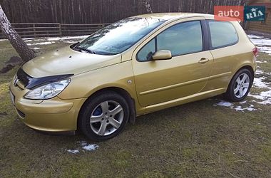 Хетчбек Peugeot 307 2004 в Рівному
