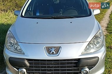 Седан Peugeot 307 2007 в Умані