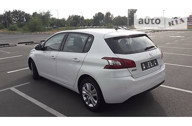 Хэтчбек Peugeot 308 2016 в Киеве