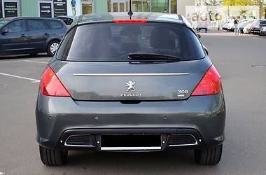 Седан Peugeot 308 2012 в Киеве