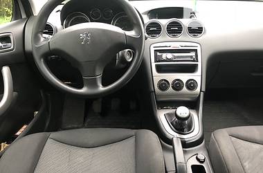  Peugeot 308 2010 в Львове