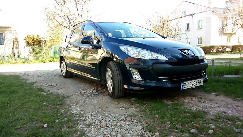 Универсал Peugeot 308 2010 в Стрые