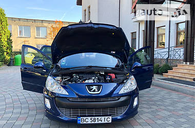 Універсал Peugeot 308 2008 в Стрию