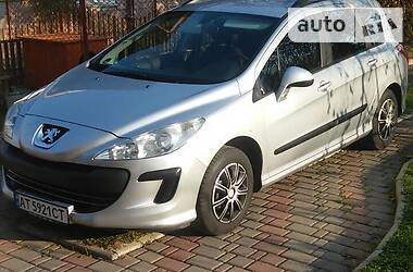 Универсал Peugeot 308 2010 в Калуше