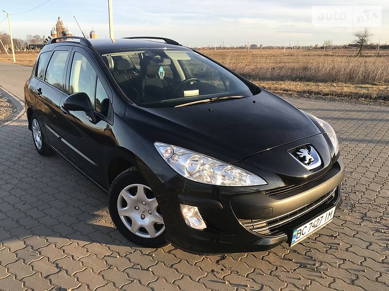 Универсал Peugeot 308 2010 в Стрые