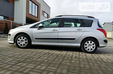 Универсал Peugeot 308 2010 в Стрые