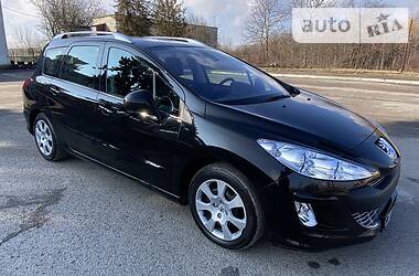 Универсал Peugeot 308 2011 в Тернополе