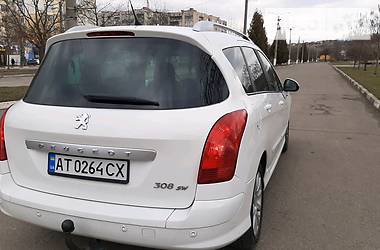 Универсал Peugeot 308 2008 в Калуше