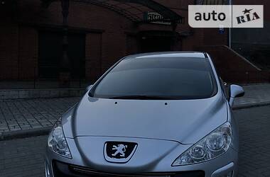 Хэтчбек Peugeot 308 2011 в Херсоне