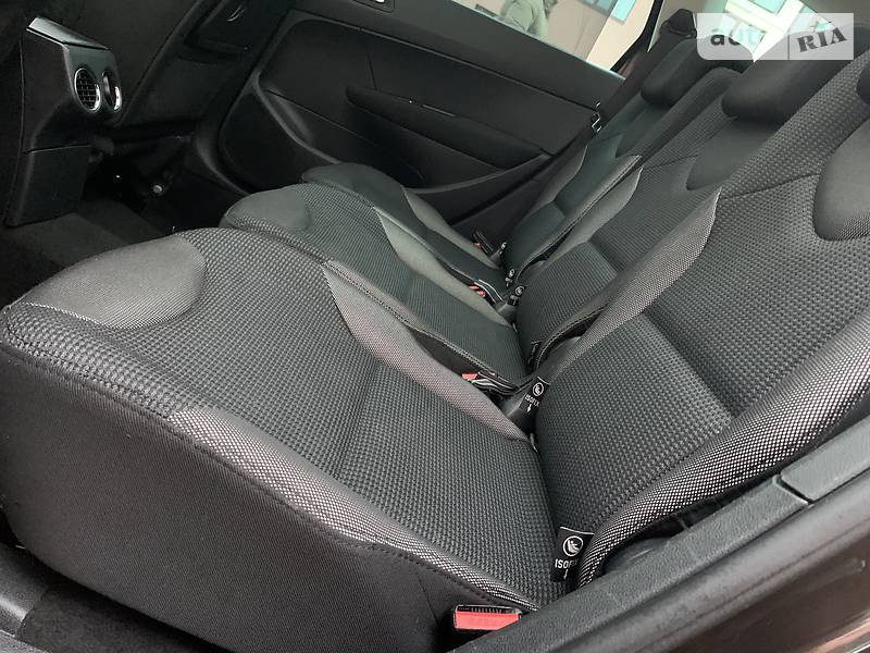 Універсал Peugeot 308 2012 в Рівному
