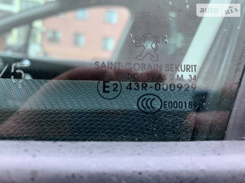 Універсал Peugeot 308 2012 в Рівному
