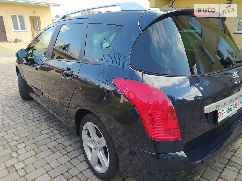 Універсал Peugeot 308 2010 в Івано-Франківську