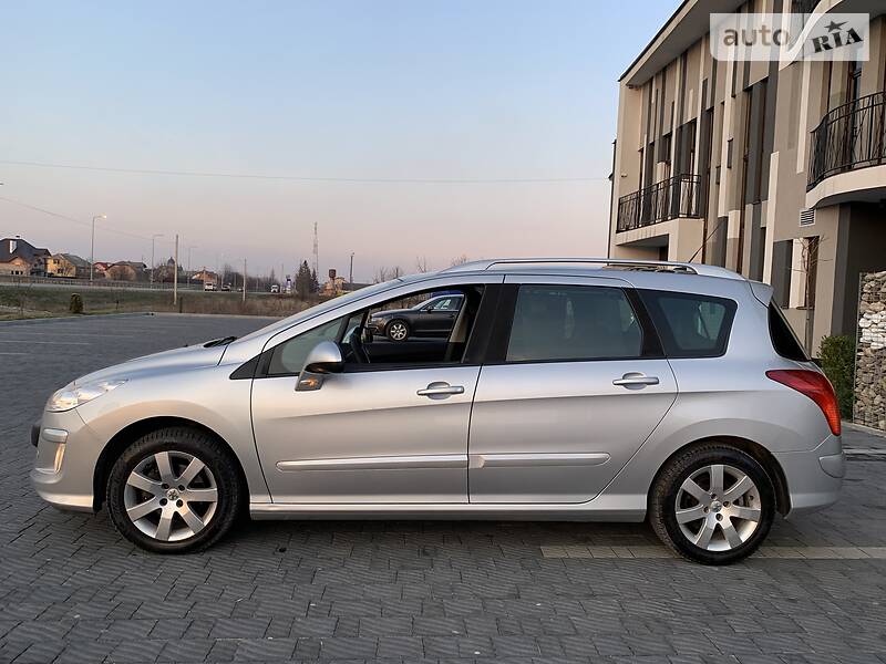 Універсал Peugeot 308 2009 в 
