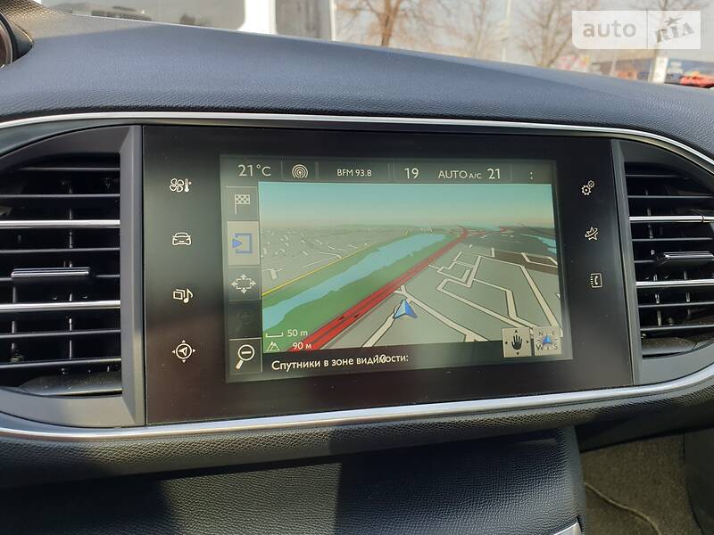 Универсал Peugeot 308 2015 в Киеве