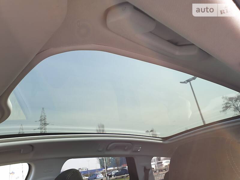 Универсал Peugeot 308 2015 в Киеве