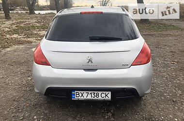 Хетчбек Peugeot 308 2013 в 
