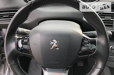 Універсал Peugeot 308 2016 в 