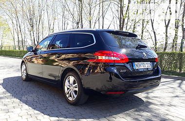 Універсал Peugeot 308 2015 в 