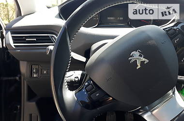 Універсал Peugeot 308 2015 в 